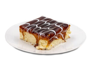 Tri leće karamel preliv – Master Baker Tri leće karamel preliv, savršen za glazuru i dekoraciju. Pogodan za prelivanje tri leće kolača i drugih poslastica, dodaje bogatstvo i ukus.
