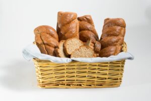 Mešanica beljakovinskega kruha – Diet Plus Mešanica beljakovinskega kruha, Diet Plus, bogata z beljakovinami in vlakninami. Idealno za pripravo dietnega kruha in testa z visoko hranilno vrednostjo.